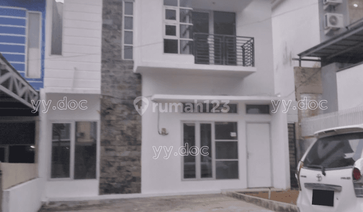 Dijual Rumah 2 Lantai Tanah Luas Regency Balikpapan 1