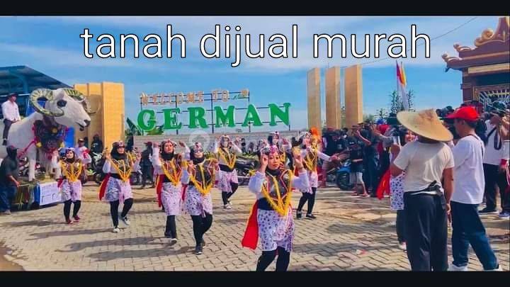 Tanah dekat alun alun Lamongan di German village Lamongan Tanah SHM 1