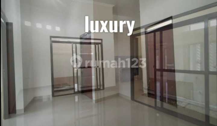 Rumah minimalis modern Lamongan perumahan baru investasi properti kota Lamongan Rumah di Rumah baru indent minimalis modern terbaru village german Lamongan village residence SHM Bagus Utara 4