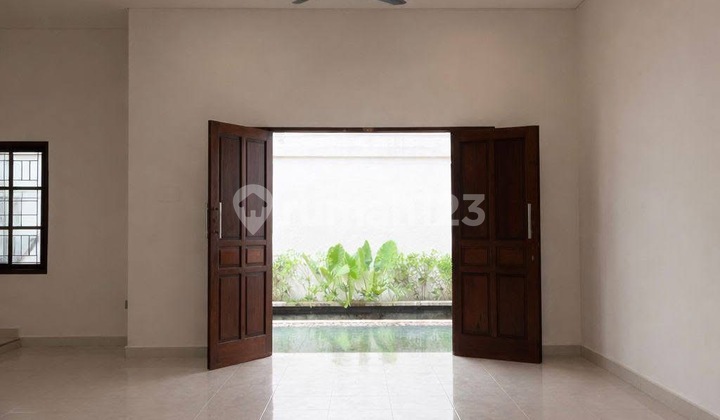 Ready-to-Occupy 1-Story House in West Denpasar Area Ready-to-Occupy 1-Story House in West Denpasar Area