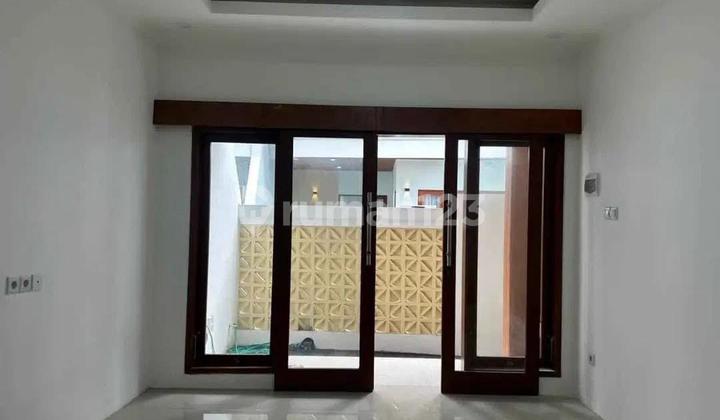 Rumah Baru Modern 2 Lantai Area Denpasar Barat 2