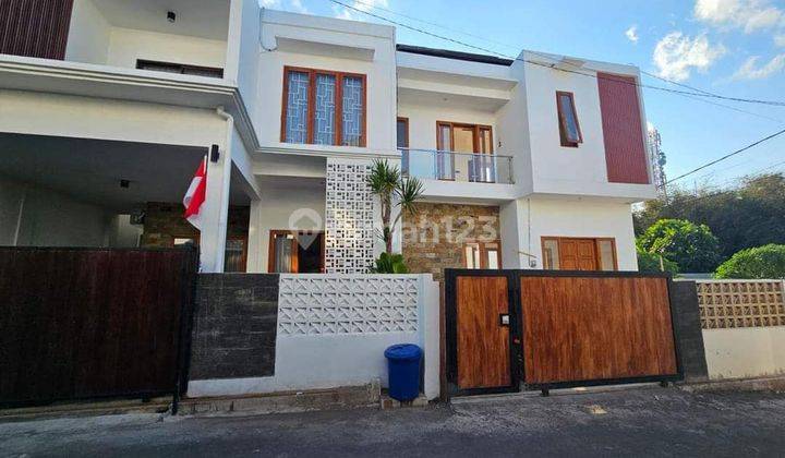 Rumah Bagus Semi Villa Dalam Cluster Modern Dekat Ke Bandara  1