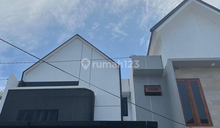 Rumah Baru Semi Villa Area Moh Yamin Renon 1