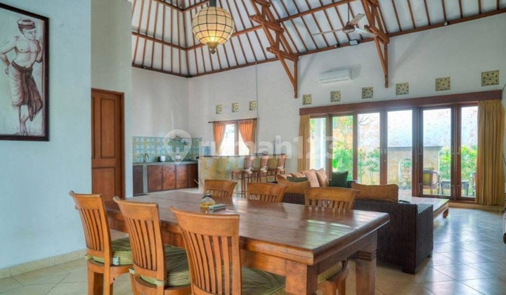 Ready-to-Occupy Villa Near Berawa Beach Canggu Bali 2