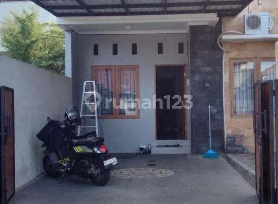 Disewakan Rumah Baru Minimalis di Pusat Renon