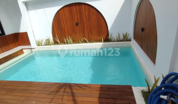 Villa Baru 2 Bedroom Santorini Dekat Pantai Jimbaran