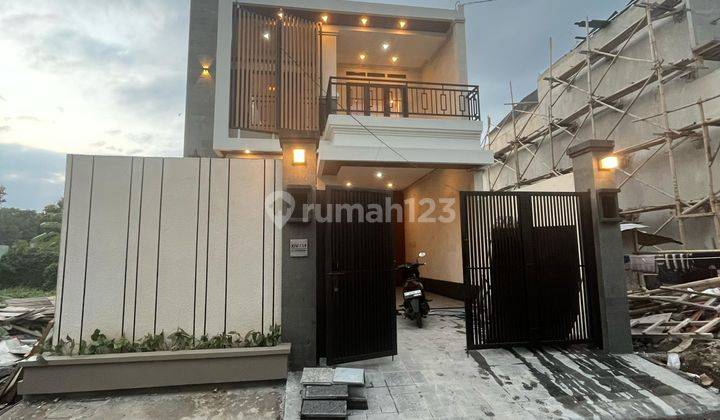 Rumah Baru Semi Villa Di Pusat Renon Tukad Badung
