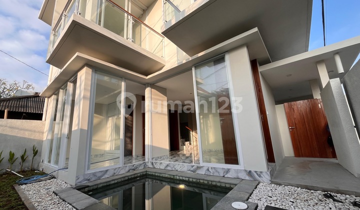 New Semi-Villa House Premium Location in Central Sanur New Semi-Villa House Premium Location in Central Sanur