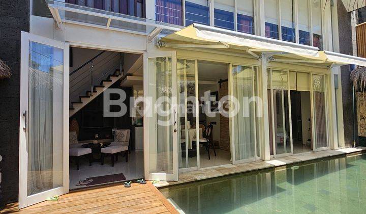 Jual villa cantik design modern 2BR swimming pool lokasi strategis kerobokan area 2