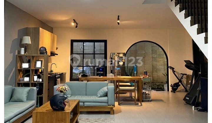 Can mortgage, House, 3 Floors, Freehold title, Pering Beach Can mortgage, House, 3 Floors, Freehold title, Pering Beach