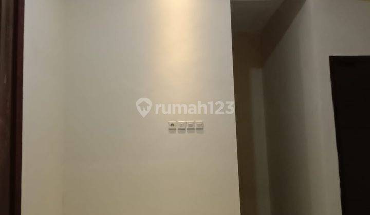 Rumah minimalis modern terbaru dikota depok  2