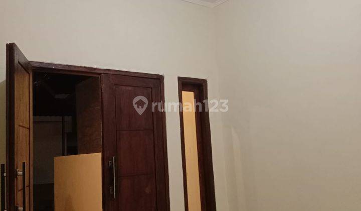 Rumah minimalis modern terbaru dikota depok  3