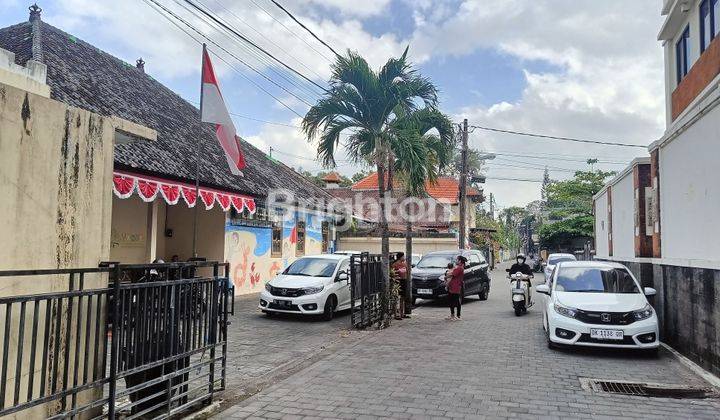 Cheap house in Renon in front of Renon Plaza, Denpasar 1