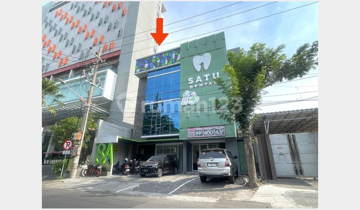 Affordable Shop House on Bangka Gubeng Street, Strategically Located in Surabaya Affordable Shop House on Bangka Gubeng Street, Strategically Located in Surabaya