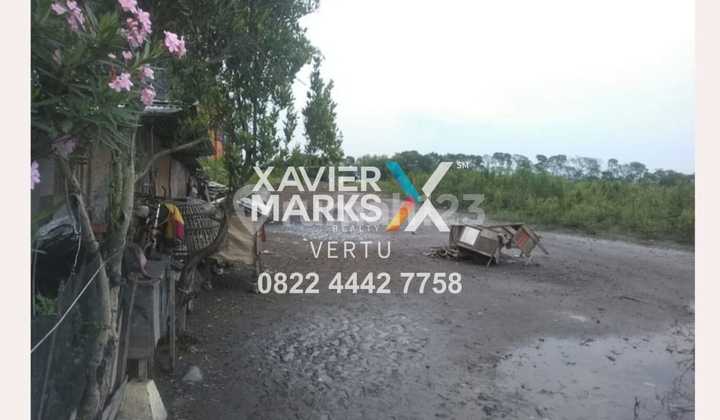 Dry land, suitable for a garage in Margomulyo Surabaya. Dry land, suitable for a garage in Margomulyo Surabaya.