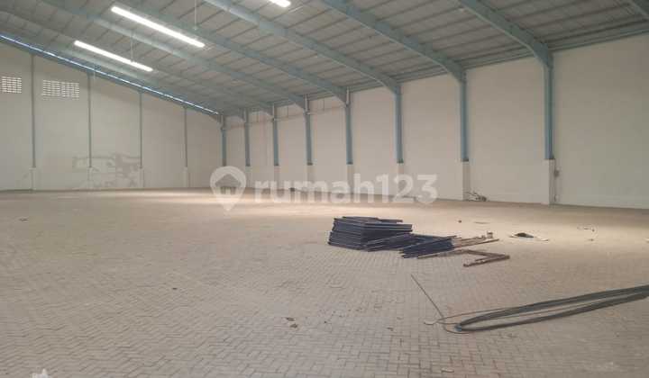 Gudang di Romokalisari Surabaya Gudang di Romokalisari Surabaya