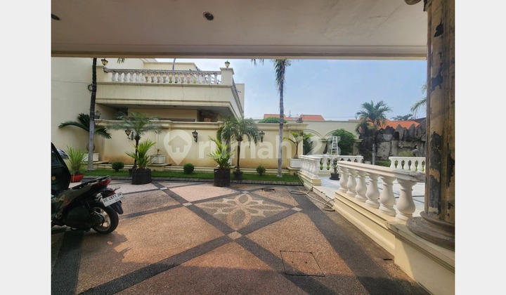 Rumah Komersial, Lokasi Strategis, Raya Jemur Andayani, Surabaya 2