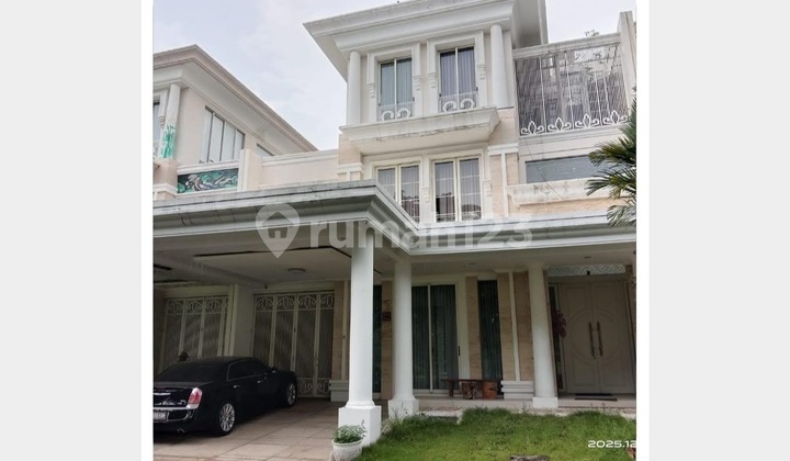 Rumah Minimalis & Strategis di Pakuwon Indah Grand Embassy, Sby