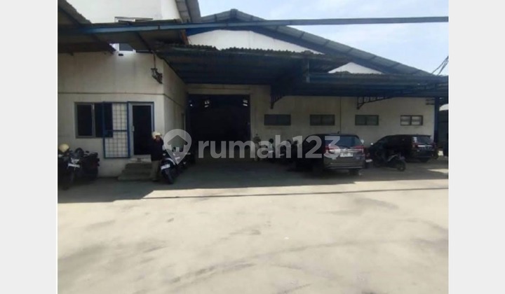 Ex-Factory, Strategic Location in Genuk Semarang 1