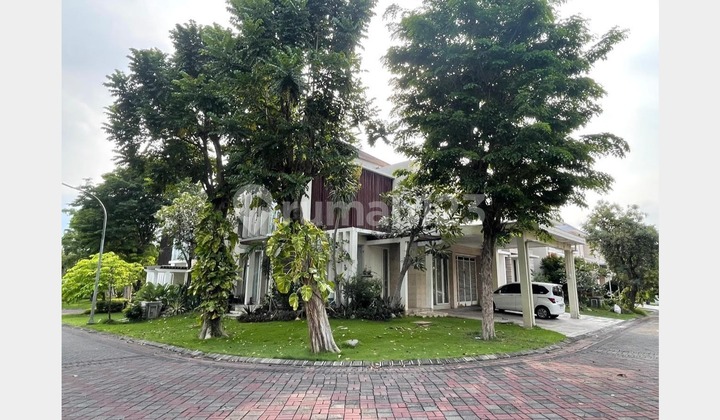 Minimalist House in Pakuwon Indah The Mansion, Near PTC Mall Surabaya Minimalist House in Pakuwon Indah The Mansion, Near PTC Mall Surabaya