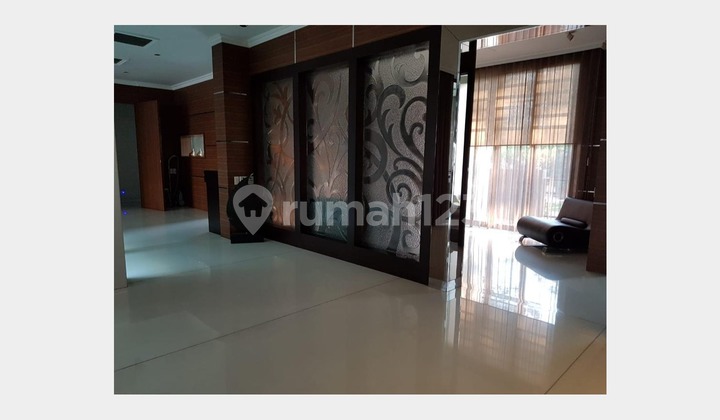 Rumah Siap Huni, Interior Mewah di Graha Family Surabaya 2