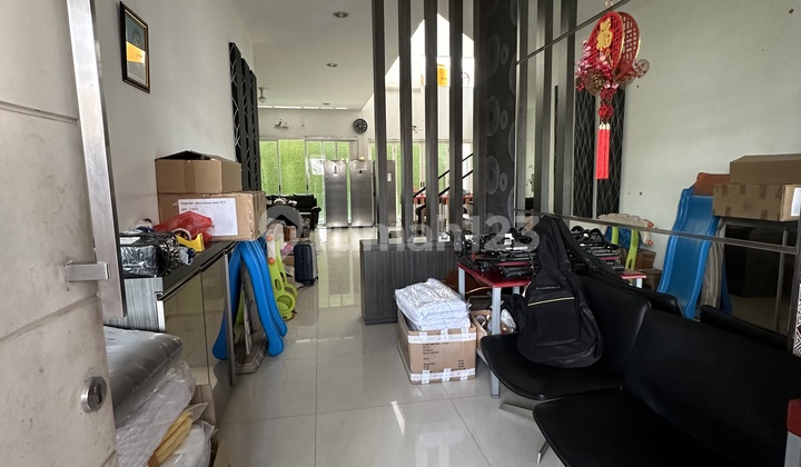 Runah Harga Hitung Tanah. Kondisi Siap Huni di Darmo Permai 2