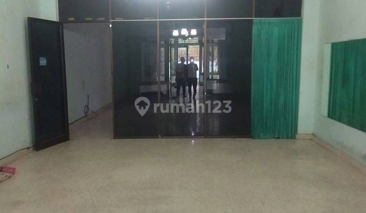 Disewakan Rumah Di Jalan Strategis Ccook Untuk Segala Macam Usaha Di Embong Kenongo 4