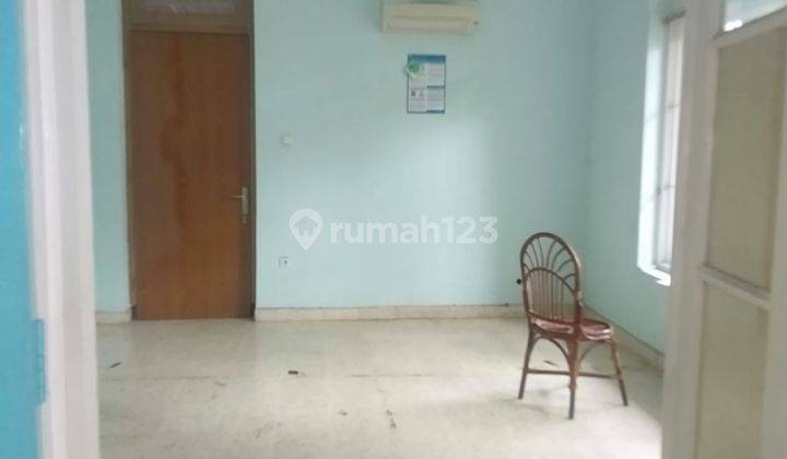 Disewakan Rumah Di Jalan Strategis Ccook Untuk Segala Macam Usaha Di Embong Kenongo 5