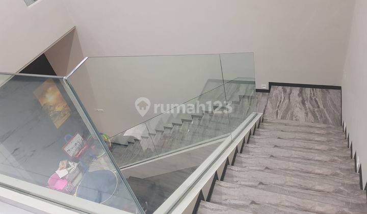 Turun Hargaa. Rumah Gress Minimalis Luas di Dian Istana 2