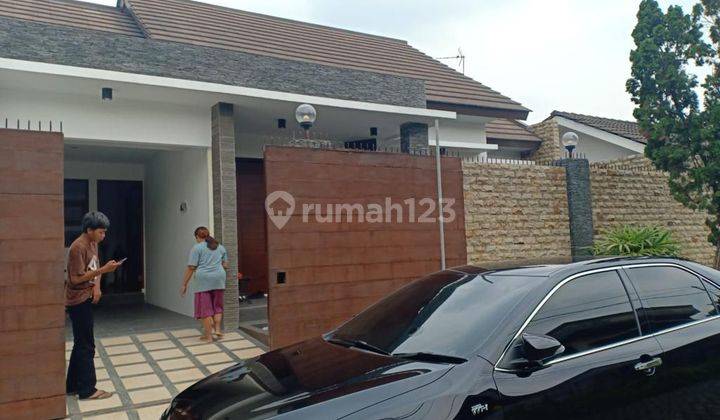 Rumah Deltasari Indah 2Lt Luas 180m2 1