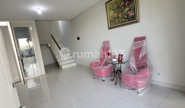 House 37 million West Surabaya Grand Pakuwon House 37 million West Surabaya Grand Pakuwon