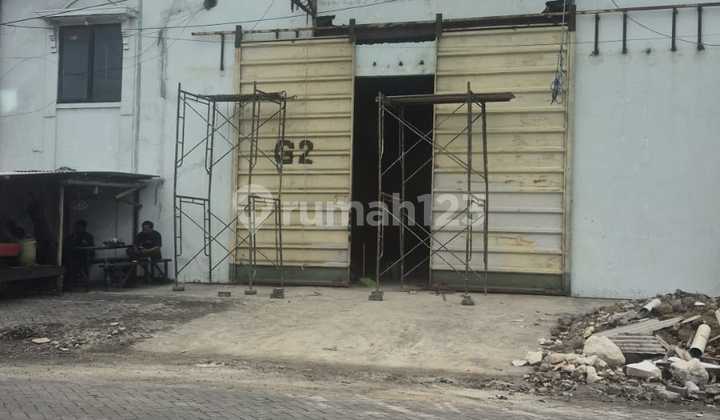 Sewa Gudang Angtropolis 300Jt Surabaya Lantai Cor bisa 150 Ton