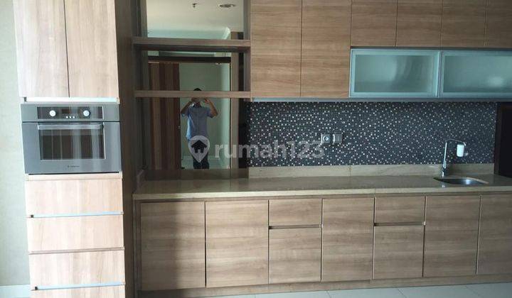 Apartmen Luas Dan Full Furnished di Sewakan di Ancol Mansion 2