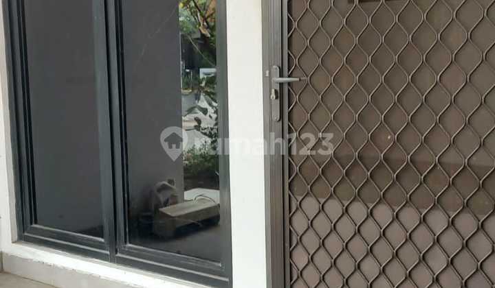 Rumah 2 Lantai SHM Siap Huni di Harapan Indah Cluster Lavesh, Bekasi Rumah 2 Lantai SHM Siap Huni di Harapan Indah Cluster Lavesh, Bekasi