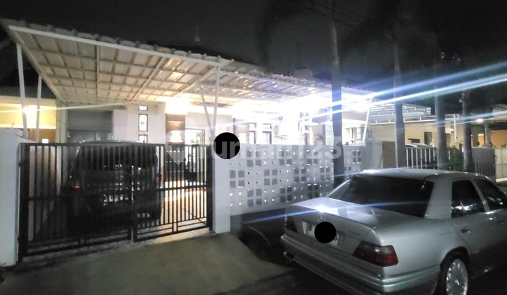 Rumah 1 Lantai SHM Full Furnished di Harapan Indah Cluster Aralia, Bekasi