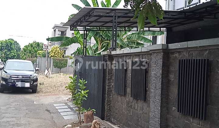 Nice House SHM Taman Modern, East Jakarta 2