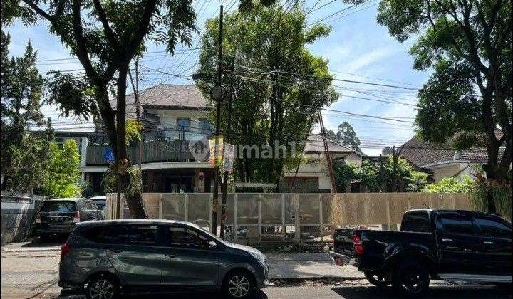Rumah 2 Lantai Pusat Kota Sayap Dago, Bandung 1