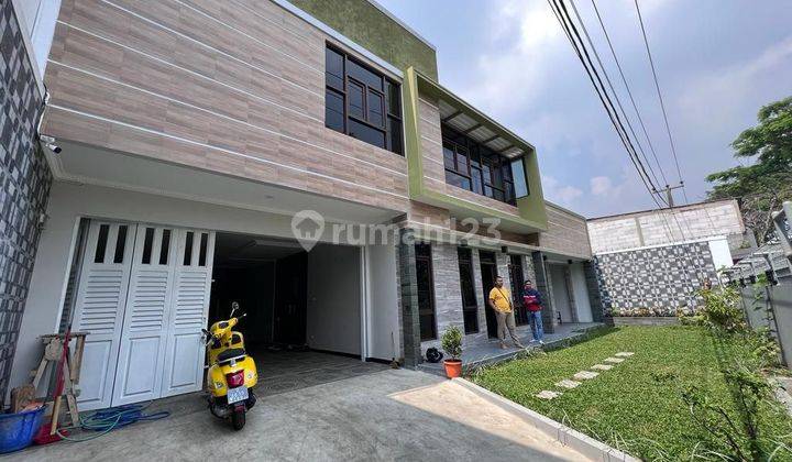 Rumah Lux Main Road Dekat Pemkot Cimahi  1