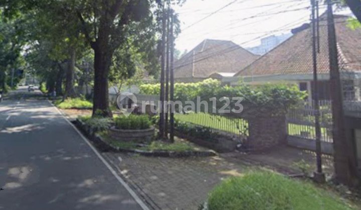 Murah Hitung Tanah Rumah Heritage di Mainroad Cipaganti Bandung