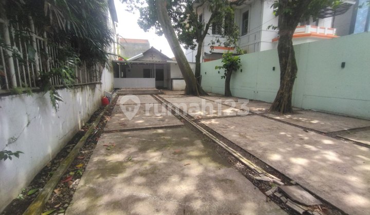 Affordable House Commercial Land Calculation Main Road Riau Bandung City Affordable House Commercial Land Calculation Main Road Riau Bandung City