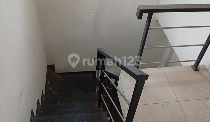 Murah! Kosan Aktif 30 Kamar Dekat Kampus ITB UNPAD JATINANGOR Murah! Kosan Aktif 30 Kamar Dekat Kampus ITB UNPAD JATINANGOR