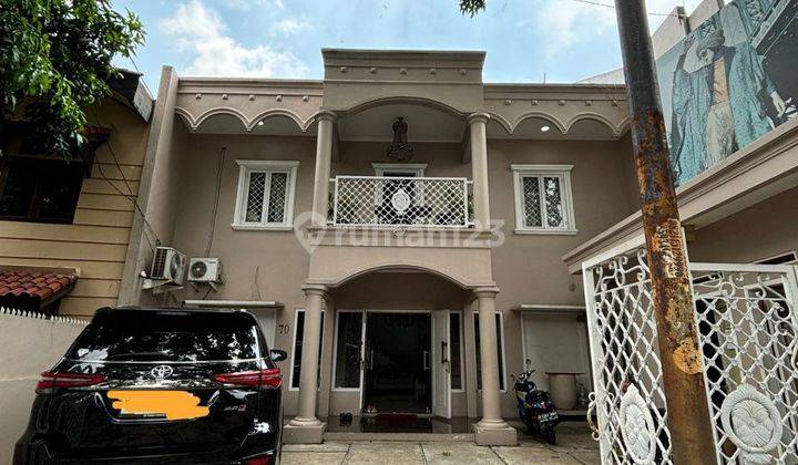 Rumah 2 Lantai Bagus SHM di Burangrang, Bandung 1