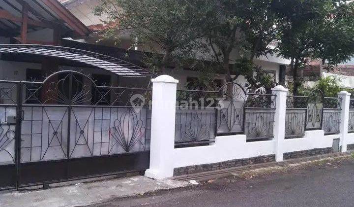  Rumah Lama Area Sayap Burangrang Bandung Kota 1