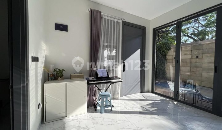 Rumah Bagus Strategis Semi Funished Siap Huni di Turangga Bandung