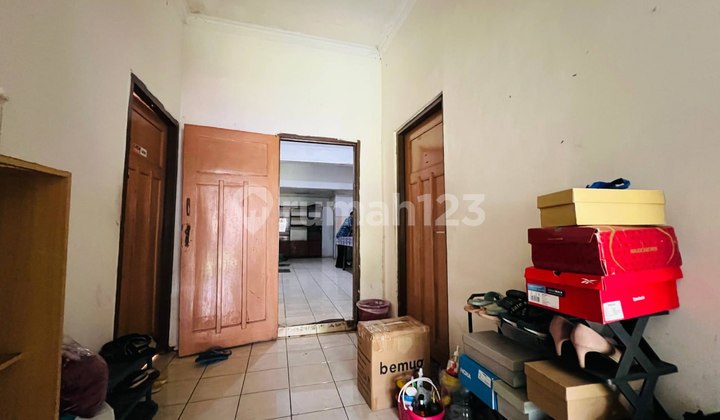 Strategic, Affordable Boarding House, Land Calculation Near Jl Riau 2