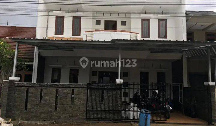 Rumah 2 Lantai Bagus di Batununggal, Bandung 1