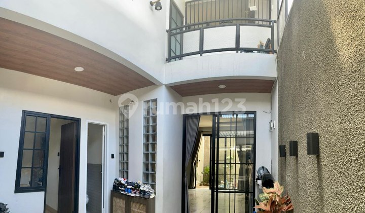Best Price! Furnished Minimalist House Ready to Occupy in Ciwaruga Bandung 1
