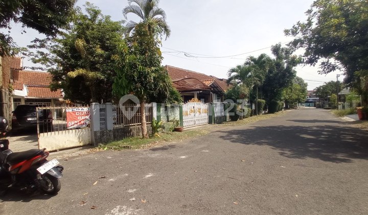 Land Area 470 + 12-Room Boarding House in Turangga, Bandung 2