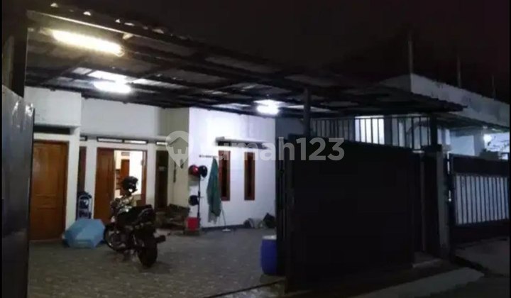 2-Story House in Margahayu Raya Area, Bandung City 2
