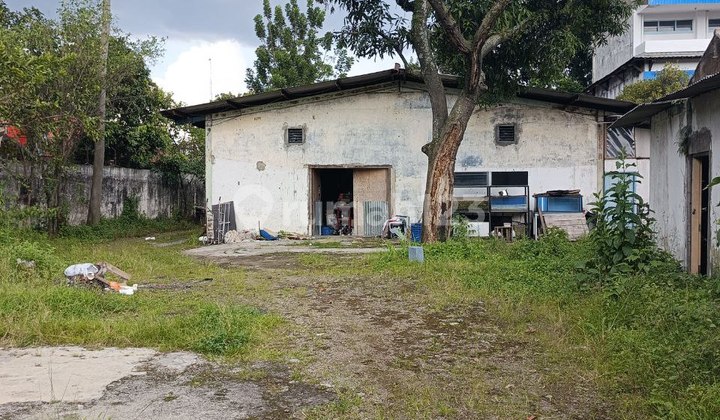 Cheap Warehouse Location at Soekarno Hatta Wing Bandung Cheap Warehouse Location at Soekarno Hatta Wing Bandung